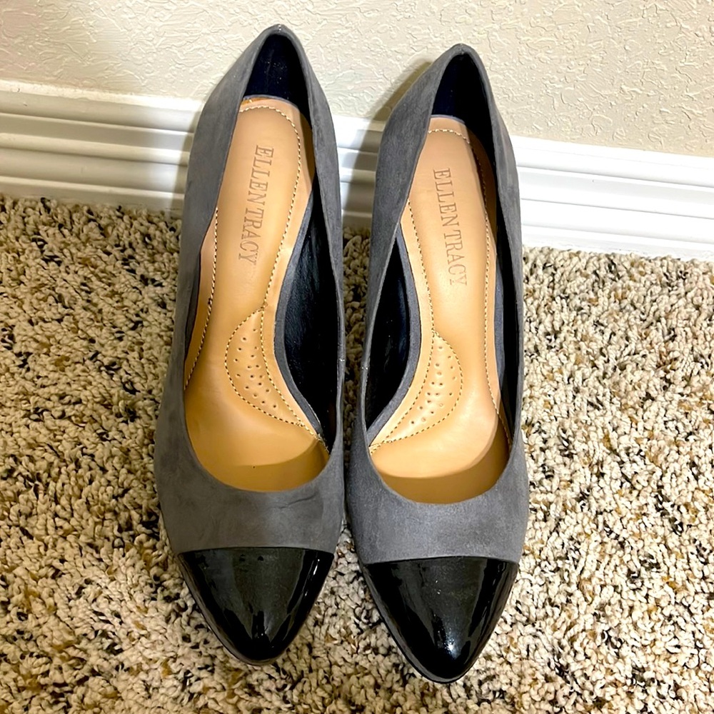 Ellen Tracy Heels
